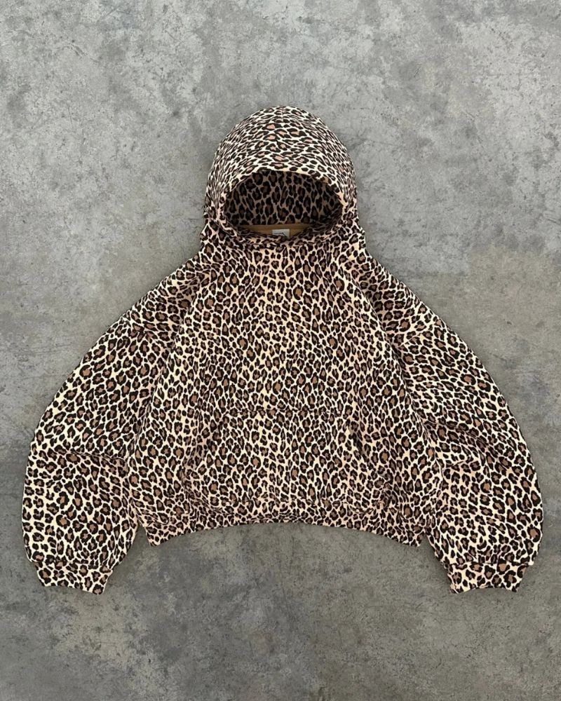 Deslumbra | Conjunto de sudadera con capucha de leopardo