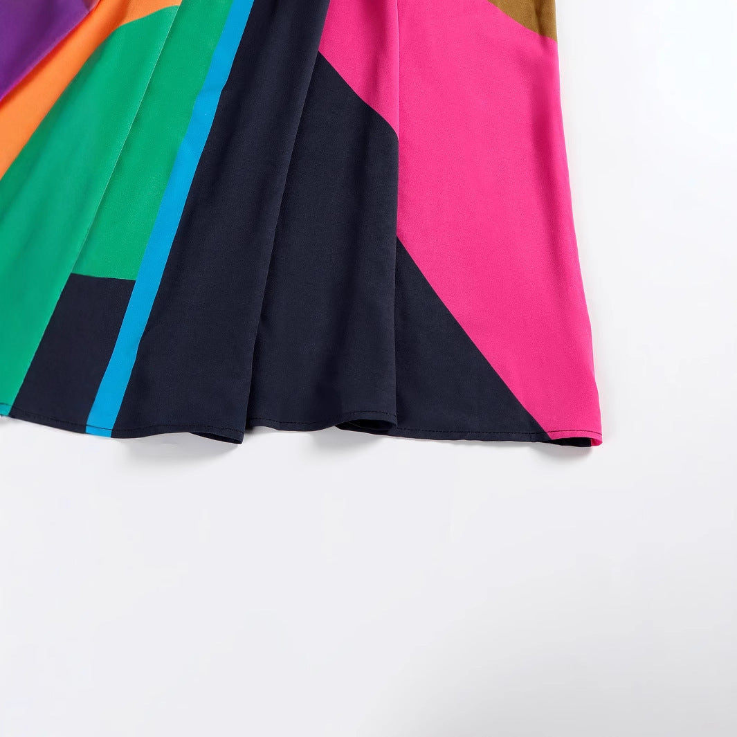 Deslumbra | Vestido largo estampado con escote en V, diseño elegante y fluido