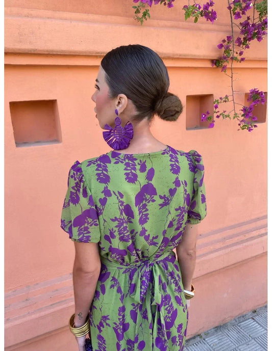 Deslumbra | Vestido midi negro