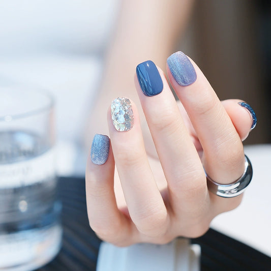 Out-Shine | Simple and Atmospheric Nail Art, Whitening and Sparkling Wearable Nails
