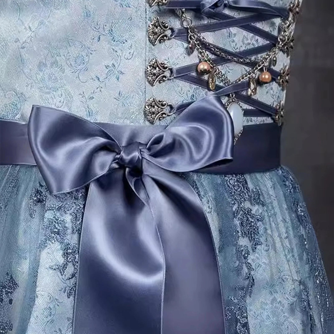 Out-Shine | Sleeveless Oktoberfest Dress