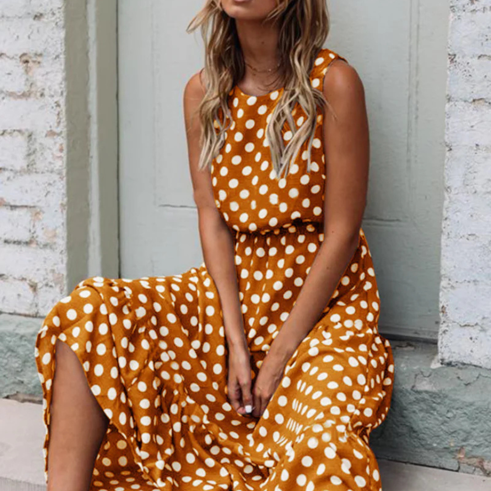 Out-Shine | Summer Dress With Dots