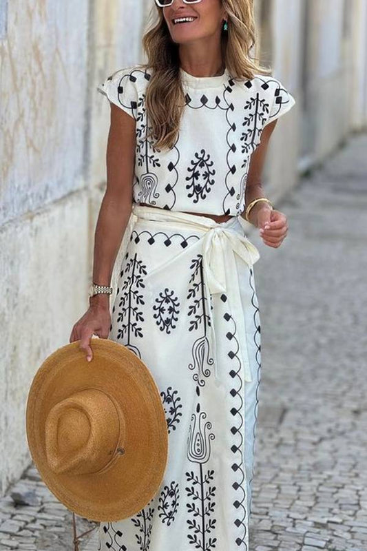 Out-Shine | White Skirt and Black Printed Tights Two-Piece Set