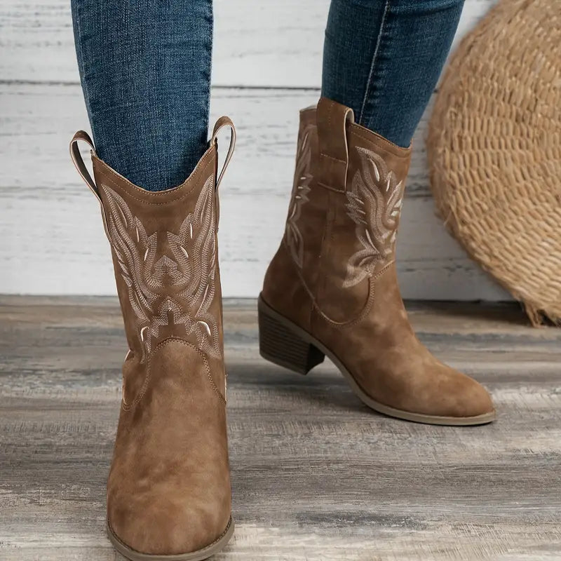 Botas vaqueras de cuero para mujer con estilo |