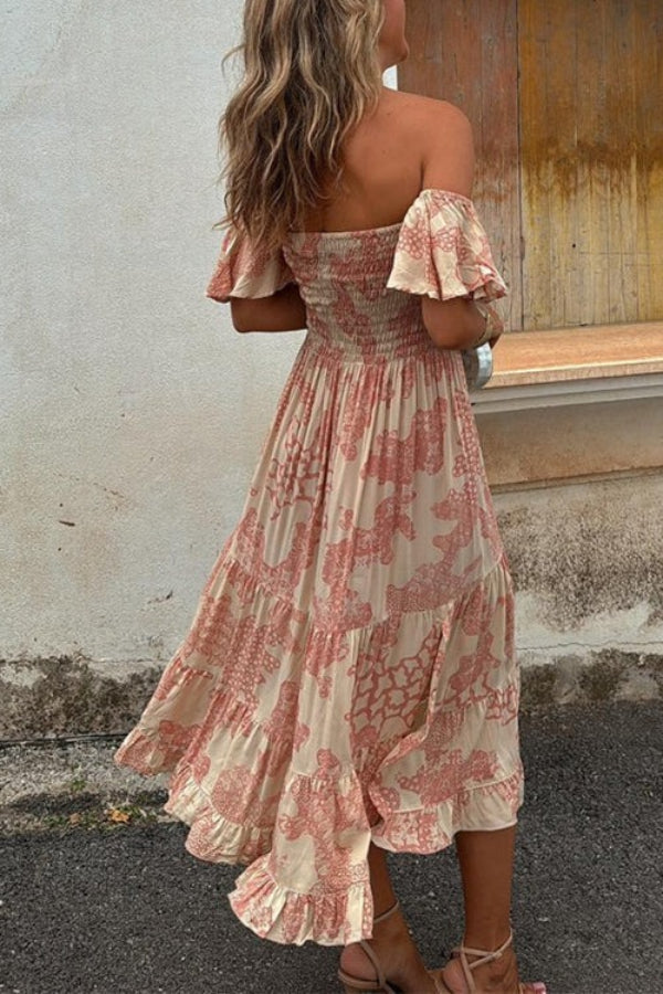 Deslumbra | Vestido midi de capas con estampado único, hombros descubiertos, fruncido y mangas con volantes