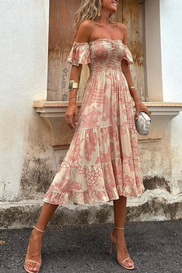 Deslumbra | Vestido midi de capas con estampado único, hombros descubiertos, fruncido y mangas con volantes