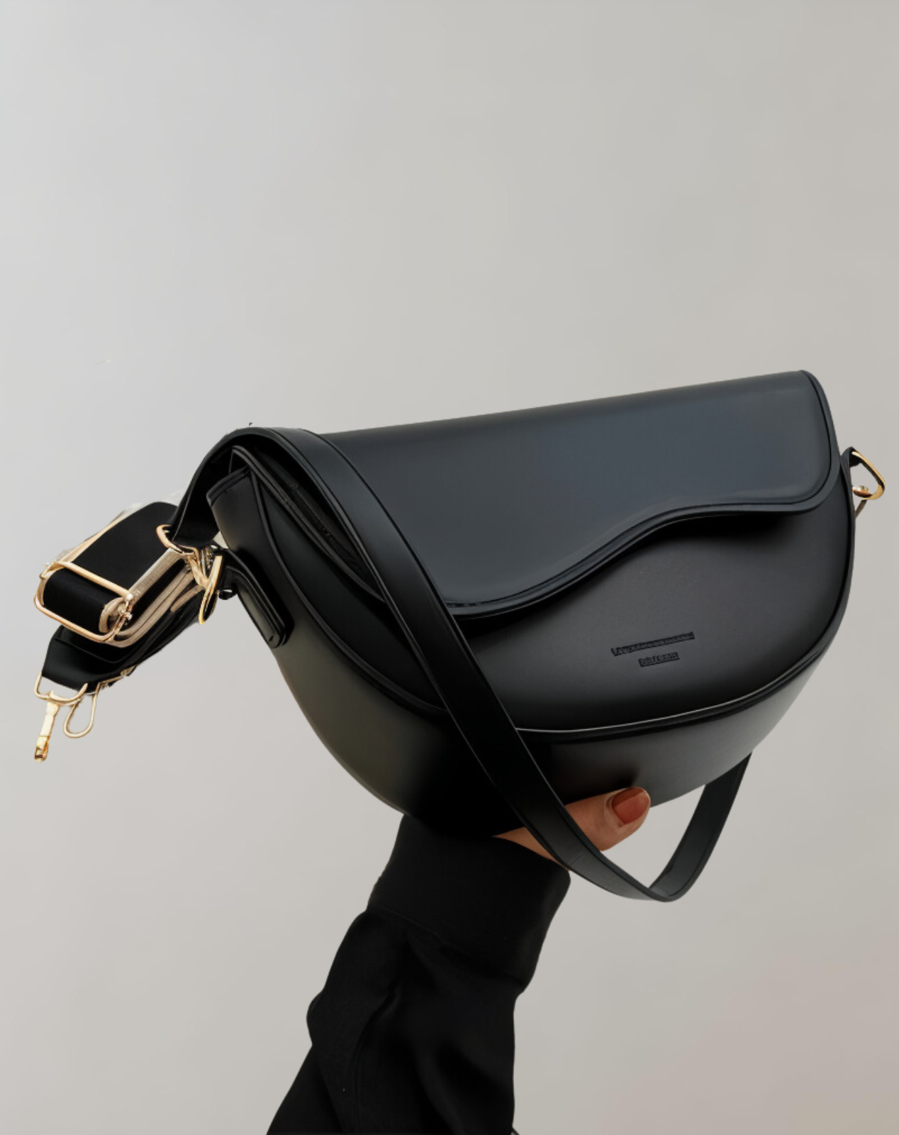 Out-Shine | Vegan Leather Crossbody Lady Bag