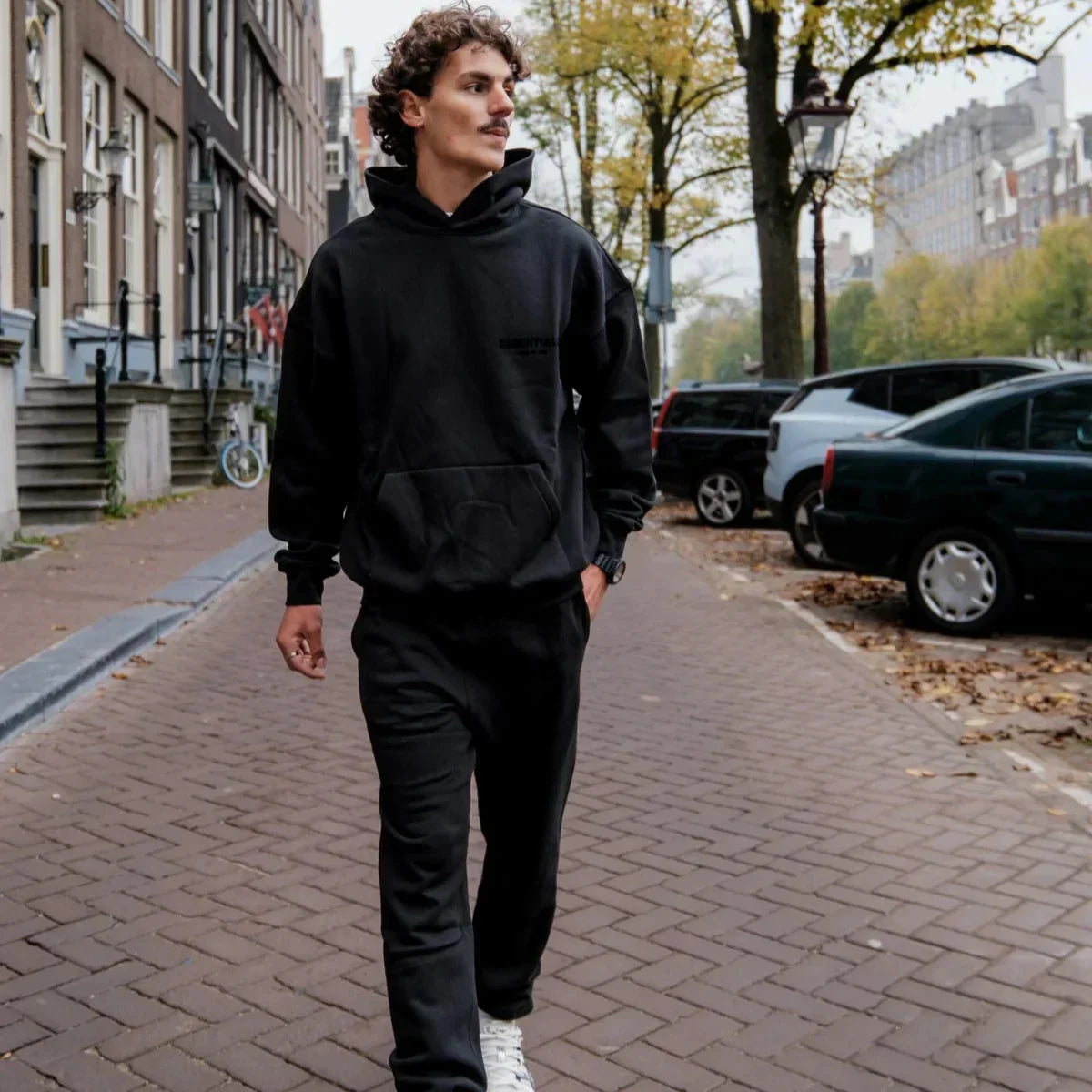 Brilla | Chándal God Essentials