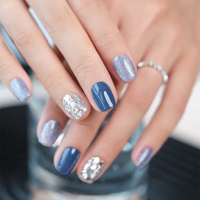 Out-Shine | Simple and Atmospheric Nail Art, Whitening and Sparkling Wearable Nails