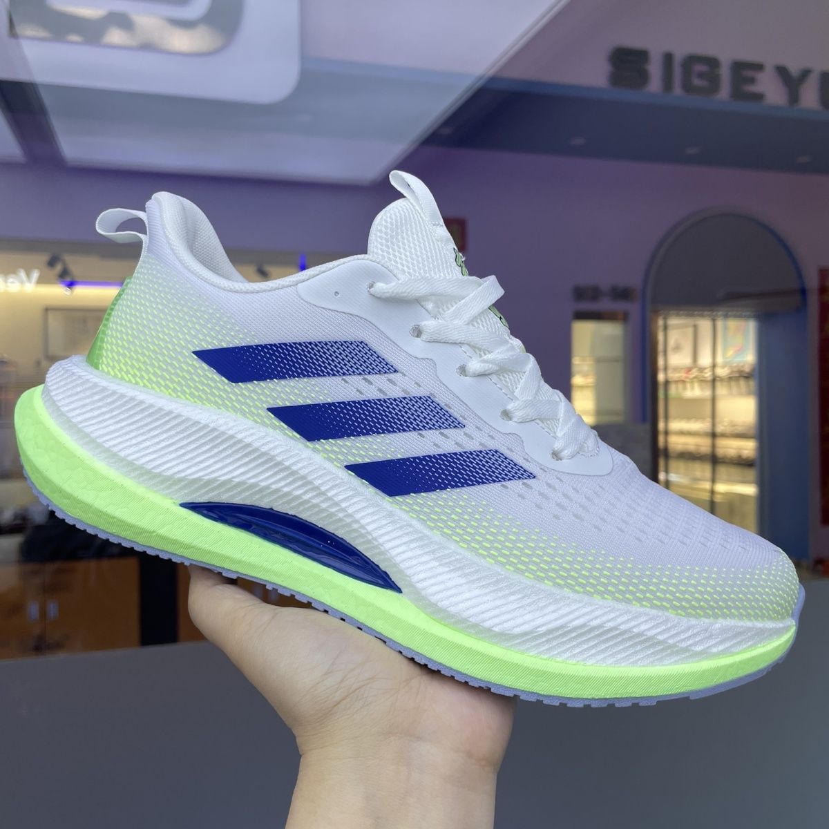 Out-Shine | Women's High-Performance Running Shoes With Responsive Damping