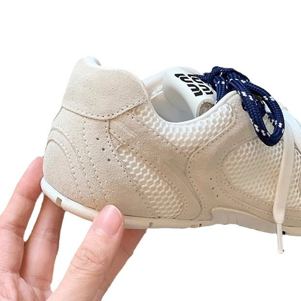 Brilla con luz propia | Zapatillas deportivas de estilo retro premium para mujer