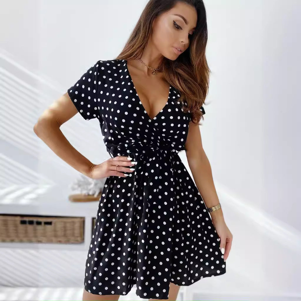 Out-Shine | Short sleeve V-neck rubber band binding dress