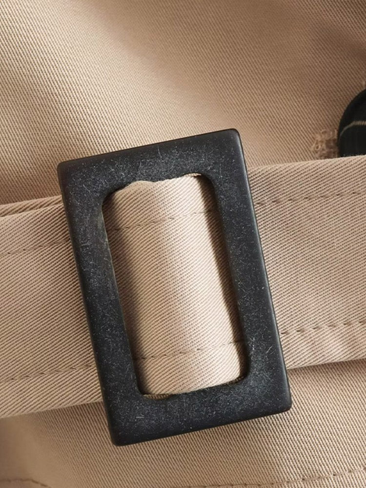 Deslumbra | Gabardina corta beige