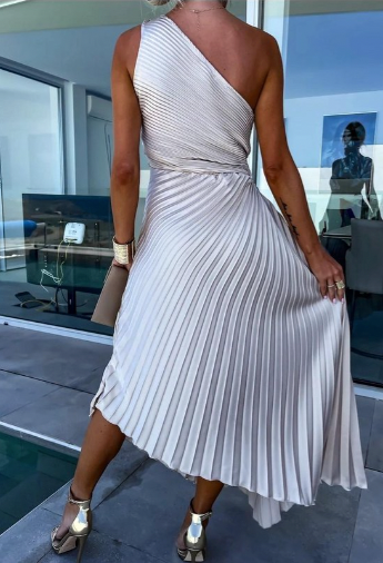 Deslumbra | Elegante vestido plisado de un solo hombro para mujer