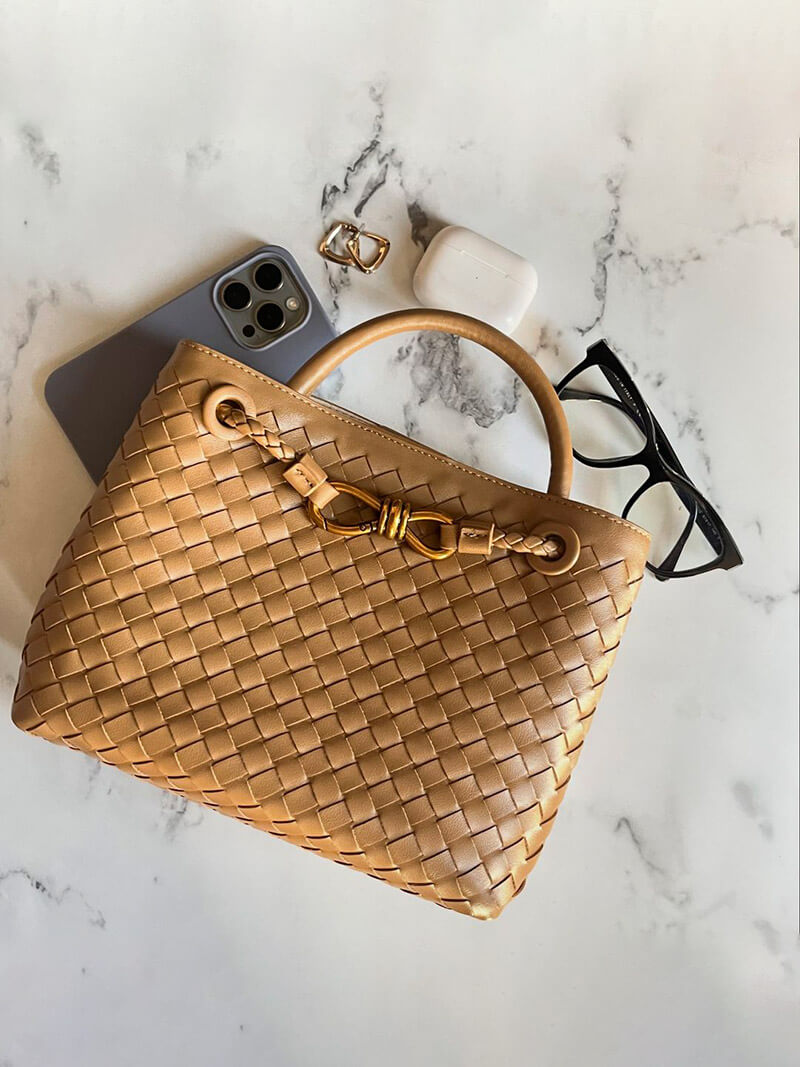 Brilla | Bolso tejido con asa