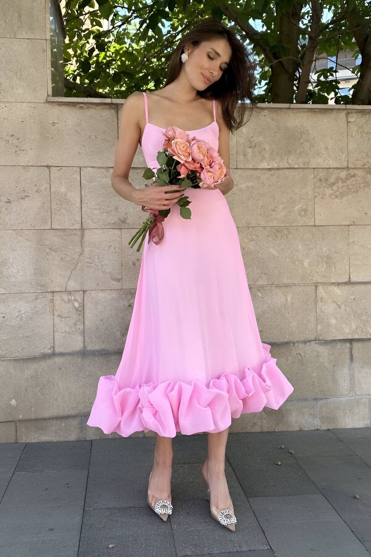 Deslumbra | Vestido de silueta con detalles elegantes