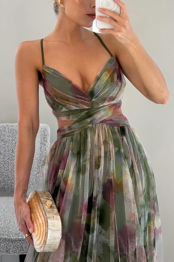 Out-Shine | Elegant Maxi Dress in A Beautiful Floral Pattern