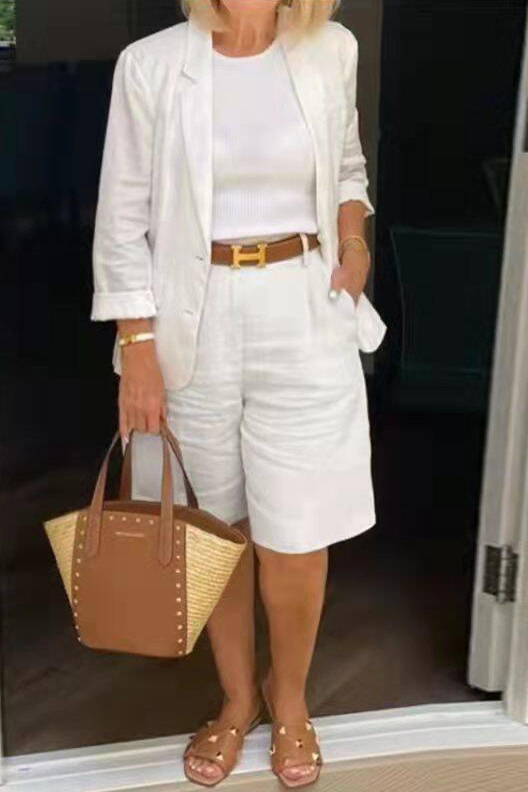 Deslumbra | Elegante conjunto de shorts y blazer de lino para mujer